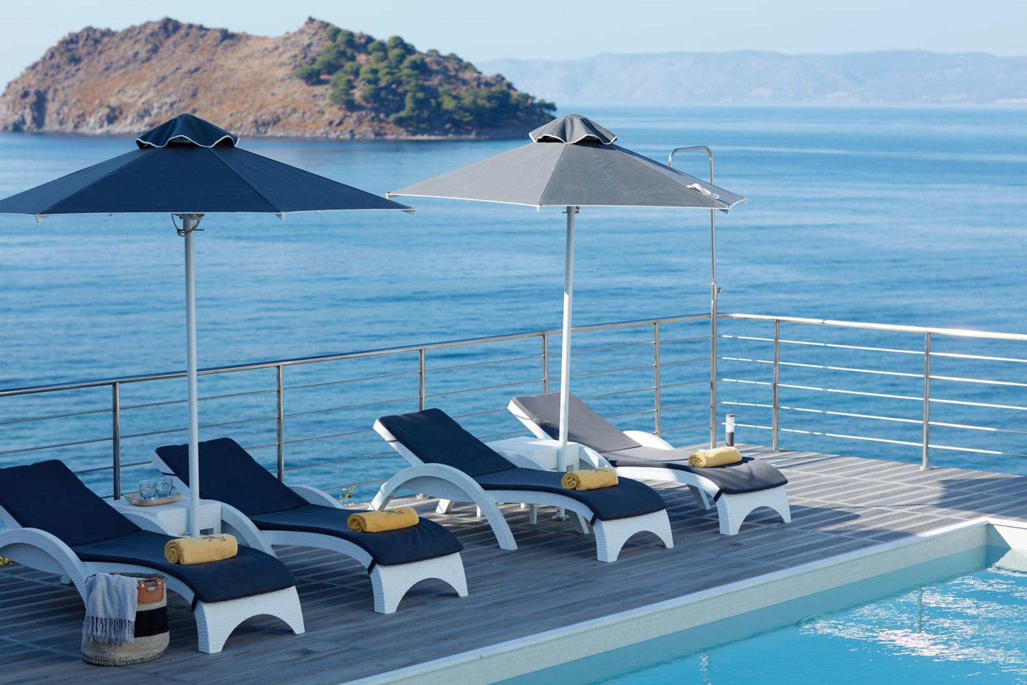 Eleia Seafront Rooms & Villas Petra  Dış mekan fotoğraf